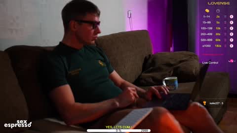 Snapshot of sexespresso chatting on October 17, 3:38 pm Thank you for Birthday Wishes  online show from October 17, 3:38 pm