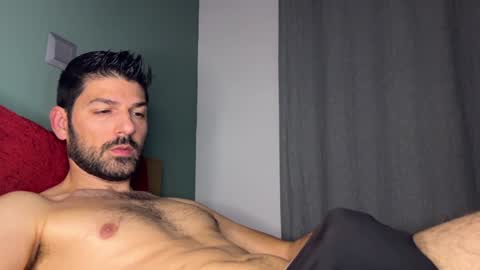 Snapshot of sexfriendch chatting on February 5, 6:46 am Lucenzo  online show from February 5, 6:46 am
