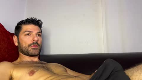 Snapshot of sexfriendch chatting on October 26, 6:37 am Lucenzo  online show from October 26, 6:37 am