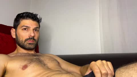 Snapshot of sexfriendch chatting on January 9, 2:22 am Lucenzo  online show from January 9, 2:22 am