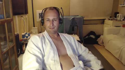 Snapshot of sexlobo1 chatting on January 17, 12:10 am Sexlobo online show from January 17, 12:10 am