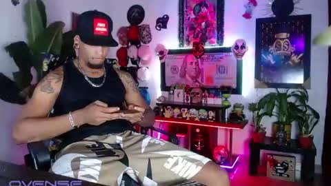 Aharon  ravelo online show from July 3, 6:52 am