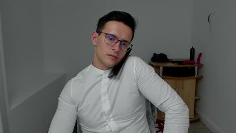 Sexxymuscles4U online show from December 12, 5:59 pm