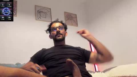 Snapshot of sexyasaf1018 chatting on October 27, 2:47 am Asaf          online show from October 27, 2:47 am