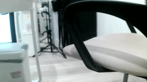 Snapshot of sexycouplextreme chatting on October 13, 10:16 pm Sexycouplextreme online show from October 13, 10:16 pm