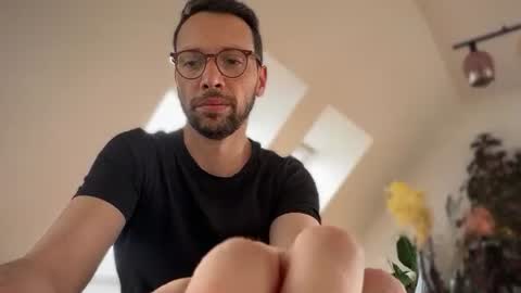 sexyleo8282 online show from June 10, 1:34 pm