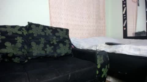 Snapshot of sexyleon69 chatting on December 7, 5:31 pm Sexy leon online show from December 7, 5:31 pm