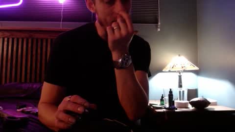 Possum online show from December 1, 6:05 am