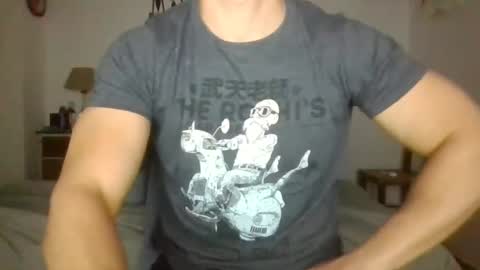 Snapshot of sexyyphilip chatting on September 21, 11:05 pm sexyyphilip online show from September 21, 11:05 pm