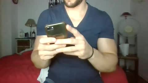 Snapshot of sexyyphilip chatting on December 5, 2:31 am sexyyphilip online show from December 5, 2:31 am