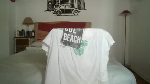 Snapshot of sexyyphilip chatting on February 15, 4:45 pm sexyyphilip online show from February 15, 4:45 pm