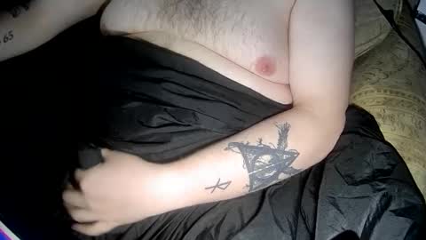 no face online show from September 14, 4:53 pm