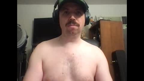 Snapshot of sfgiants1982 chatting on October 9, 1:54 am sfgiants1982 online show from October 9, 1:54 am