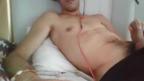 Snapshot of shadowgiraffe chatting on October 25, 9:55 am shadowgiraffe online show from October 25, 9:55 am