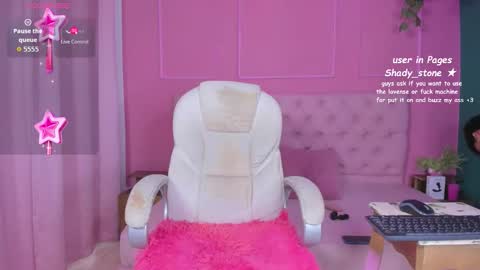 Snapshot of shady_stone chatting on October 24, 10:11 pm shady_stone online show from October 24, 10:11 pm