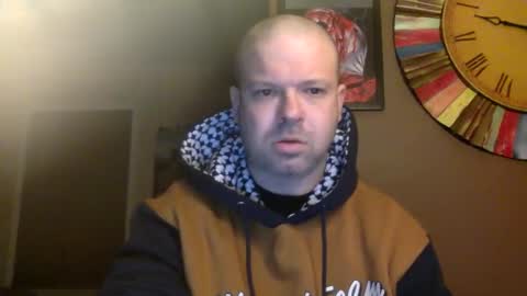 Shady online show from February 8, 3:19 am