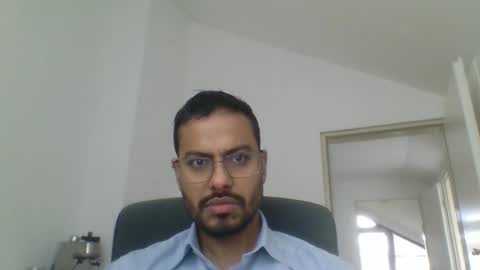 Snapshot of sharmamanxyz chatting on October 13, 12:22 pm sharmamanxyz online show from October 13, 12:22 pm