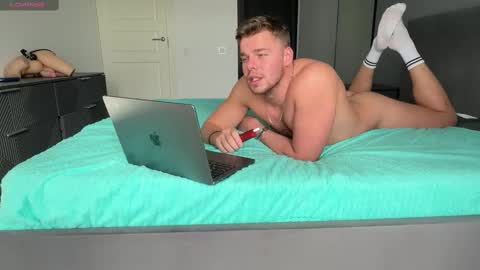 cumshoters online show from March 7, 9:29 am