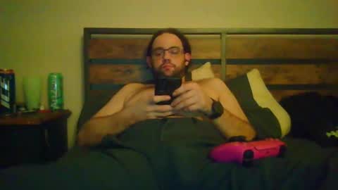 snowboarder9420 online show from November 1, 9:08 pm