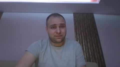 shmele_04 online show from November 9, 8:24 pm