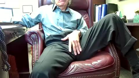 Snapshot of shootme69 chatting on February 24, 9:41 pm nikolas send dm for an appointment online show from February 24, 9:41 pm