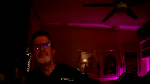 Snapshot of shrewtamer chatting on September 23, 2:44 am shrewtamer online show from September 23, 2:44 am