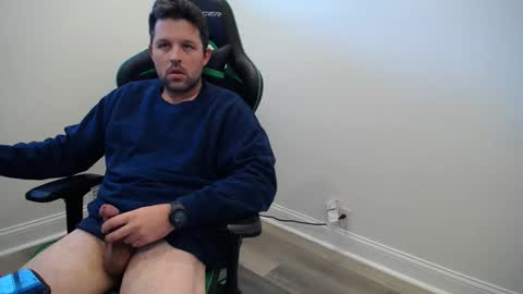 Snapshot of shroomhead5 chatting on January 8, 9:23 pm shroom online show from January 8, 9:23 pm