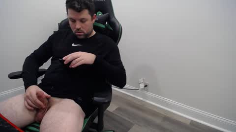 Snapshot of shroomhead5 chatting on February 11, 12:38 am shroom online show from February 11, 12:38 am