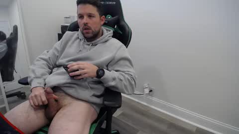 Snapshot of shroomhead5 chatting on January 28, 9:40 pm shroom online show from January 28, 9:40 pm