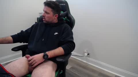 Snapshot of shroomhead5 chatting on January 24, 9:37 pm shroom online show from January 24, 9:37 pm