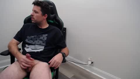 Snapshot of shroomhead5 chatting on January 5, 11:33 pm shroom online show from January 5, 11:33 pm