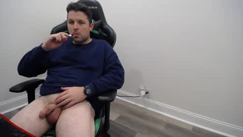 Snapshot of shroomhead5 chatting on February 4, 11:38 pm shroom online show from February 4, 11:38 pm