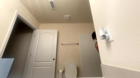 shurthingxx online show from February 17, 8:19 am