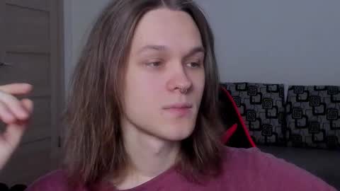 Snapshot of shy_nny chatting on October 22, 12:20 pm Mark online show from October 22, 12:20 pm