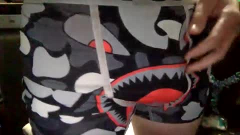 shyandlong69699 online show from October 26, 5:42 am