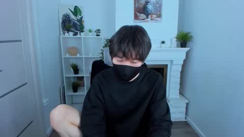 Snapshot of shyazianboy chatting on October 14, 3:52 pm Yugo online show from October 14, 3:52 pm