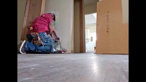 Snapshot of shyguycurious5 chatting on October 14, 8:38 pm Shy Guy online show from October 14, 8:38 pm