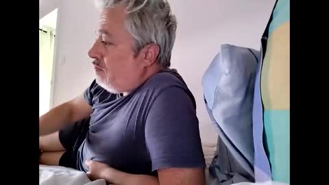 Snapshot of sibemolx chatting on September 9, 11:31 am sibemolx online show from September 9, 11:31 am