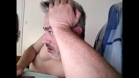 Snapshot of sibemolx chatting on September 21, 3:23 pm sibemolx online show from September 21, 3:23 pm