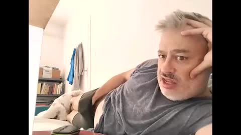 Snapshot of sibemolx chatting on October 7, 1:48 pm sibemolx online show from October 7, 1:48 pm