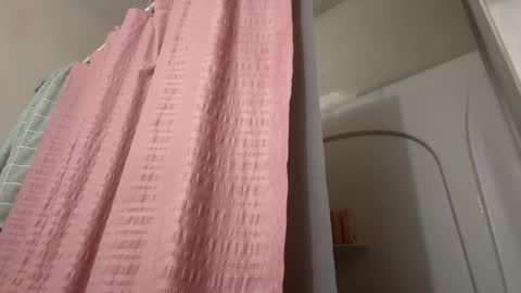 Snapshot of sikwitit625 chatting on February 20, 4:28 am Cdub625 online show from February 20, 4:28 am