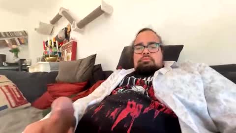 AverageDad online show from December 25, 1:09 pm