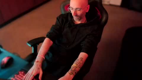 simbell online show from March 22, 1:32 am