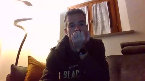 Snapshot of simmeturbate chatting on October 24, 8:21 pm Italiandaddyitalydickassbottomassholecomshowmasturbatenudeboyitalyatleticcutemuscolarhardcockdickboy online show from October 24, 8:21 pm