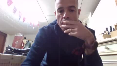 Snapshot of simmeturbate chatting on December 21, 3:09 pm Italiandaddyitalydickassbottomassholecomshowmasturbatenudeboyitalyatleticcutemuscolarhardcockdickboy online show from December 21, 3:09 pm