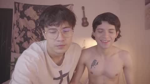 Snapshot of simon_bane01 chatting on September 30, 5:27 pm Little Sunshine online show from September 30, 5:27 pm