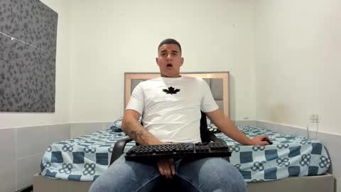 SIMON KELER online show from January 10, 1:44 am