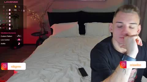 Snapshot of simonwnl chatting on January 17, 9:06 am Simon online show from January 17, 9:06 am