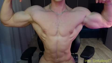 Snapshot of sinffuly chatting on March 4, 6:18 pm Richard online show from March 4, 6:18 pm