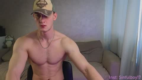 Snapshot of sinffuly chatting on December 21, 11:33 am Richard online show from December 21, 11:33 am